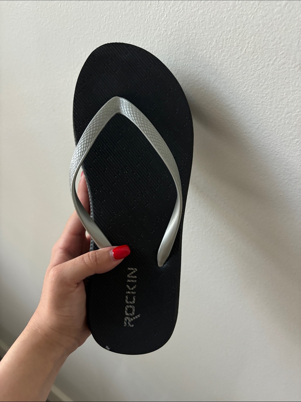 Women's Black Flip Flop with Silver Straps